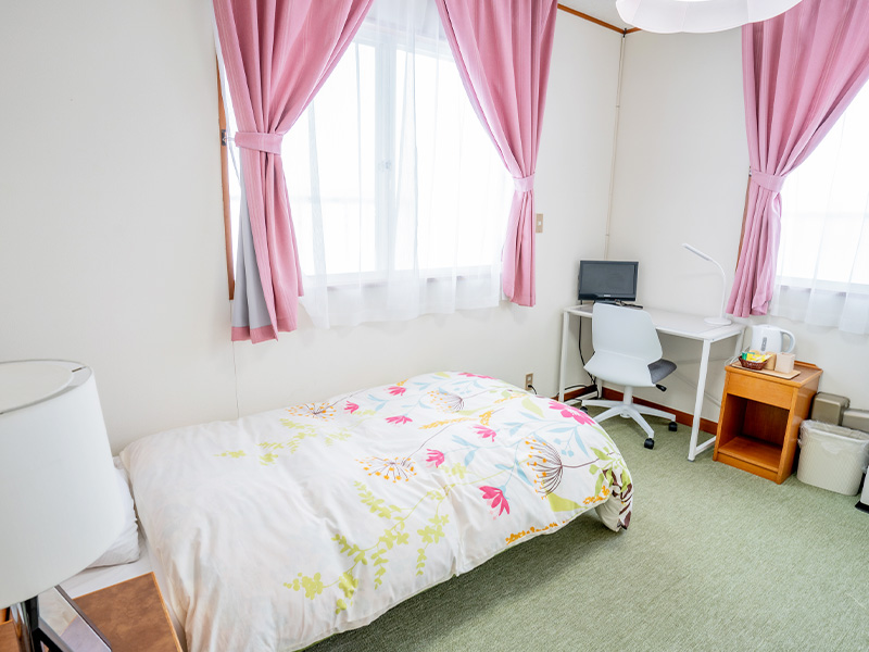 ペンションスタートライン