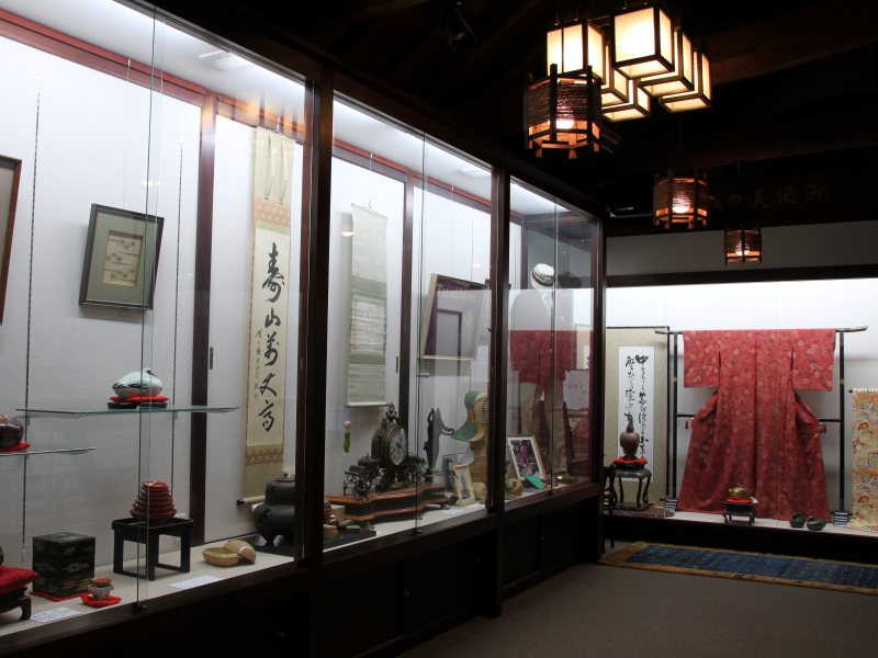 綿幸サロン・蔵の美術館