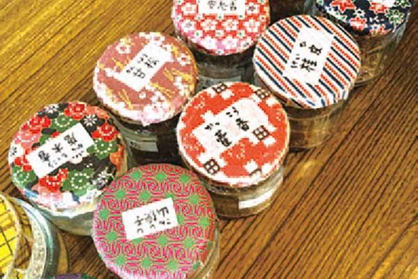 香り袋作り&館内見学&ミニガイドツアー&お絵描き煎餅体験